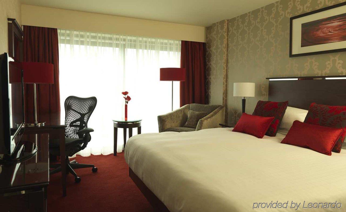 Hilton Garden Inn Aberdeen City Centre Szoba fotó