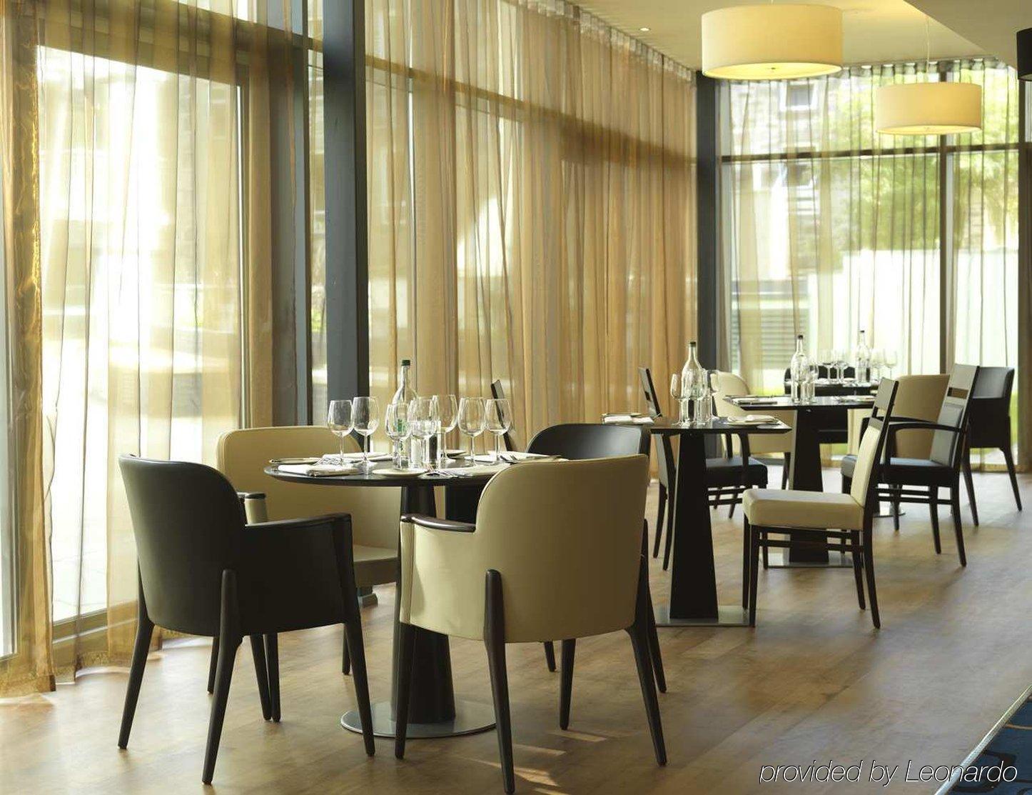 Hilton Garden Inn Aberdeen City Centre Kültér fotó
