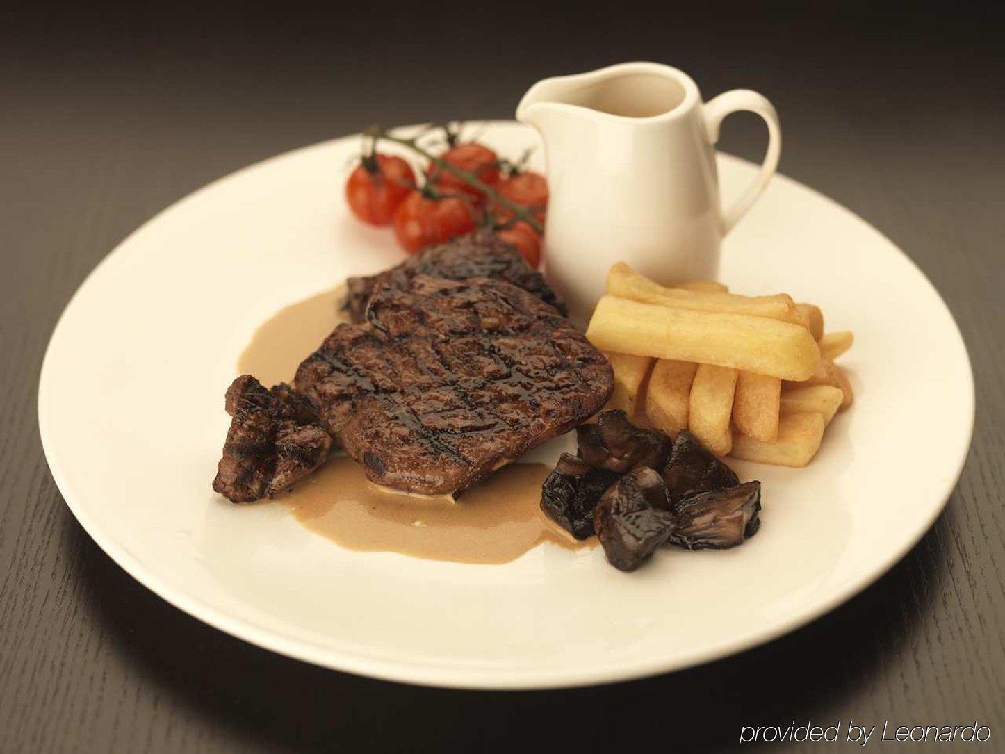 Hilton Garden Inn Aberdeen City Centre Kültér fotó