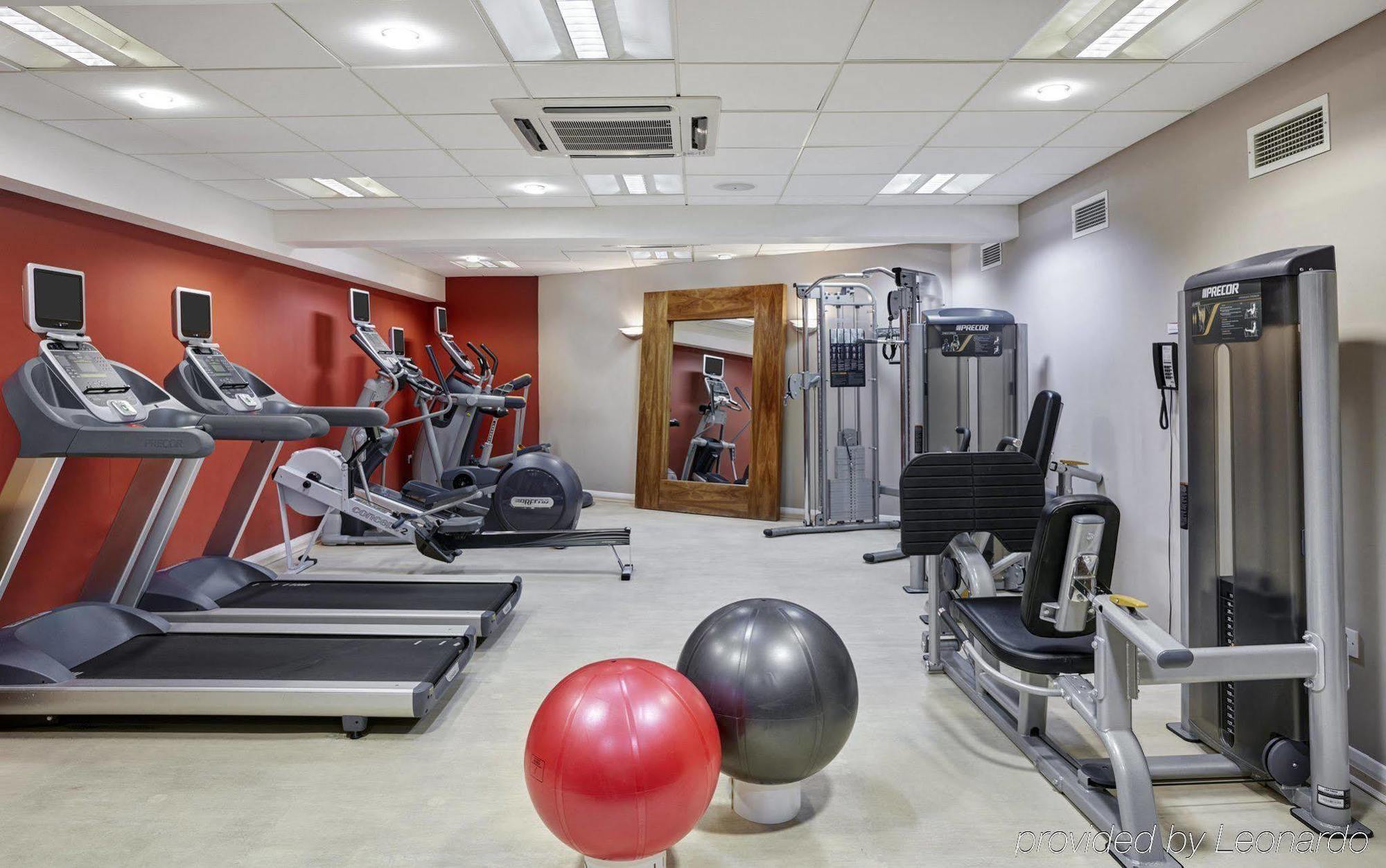 Hilton Garden Inn Aberdeen City Centre Kültér fotó