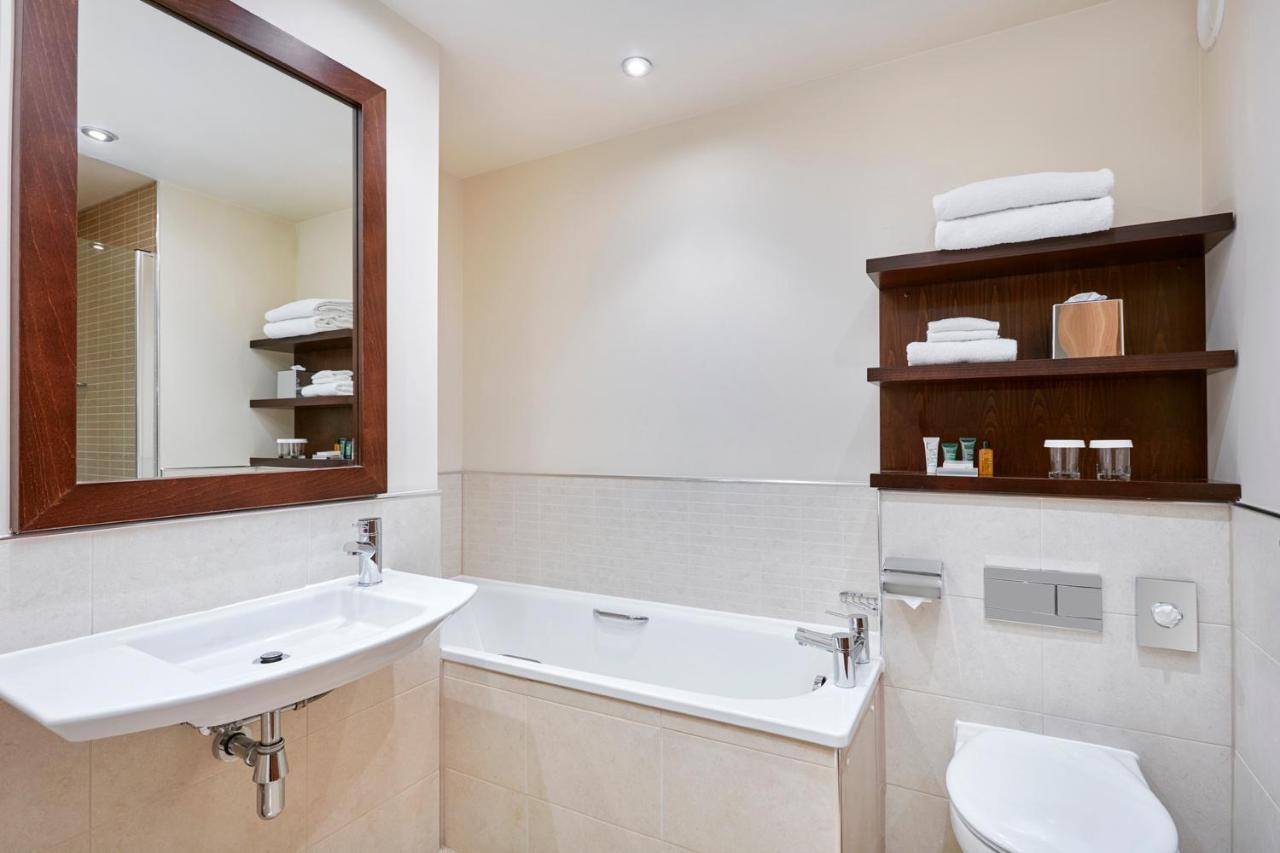 Hilton Garden Inn Aberdeen City Centre Kültér fotó